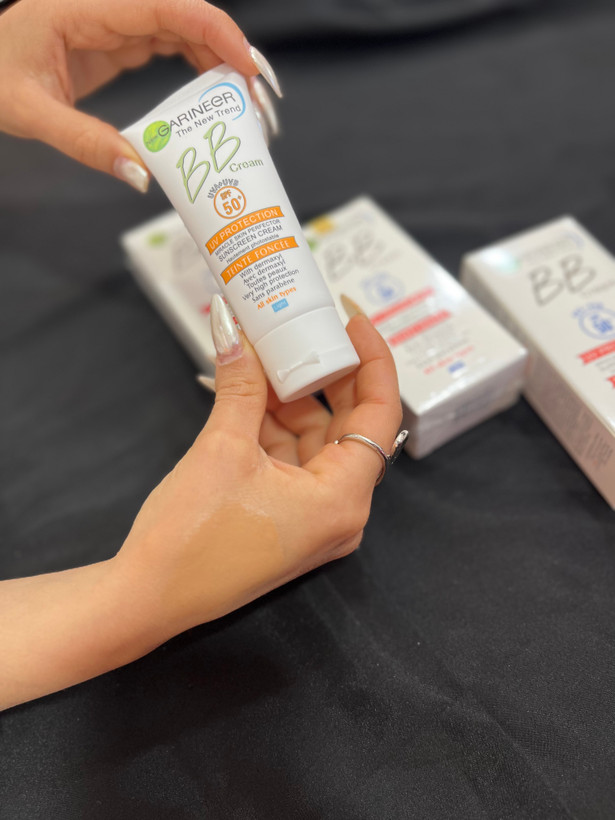 بیبی کرم گارنیر /ضدافتاب و کرم پودری / spf50
