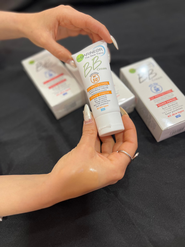 بیبی کرم گارنیر /ضدافتاب و کرم پودری / spf50